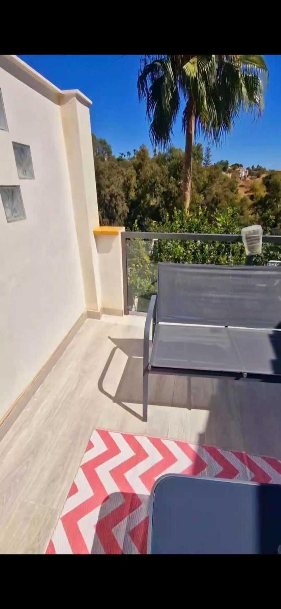 La Villa Escondida 1 Precioso Estudio Vista Al Mar Malaga Bagian luar foto